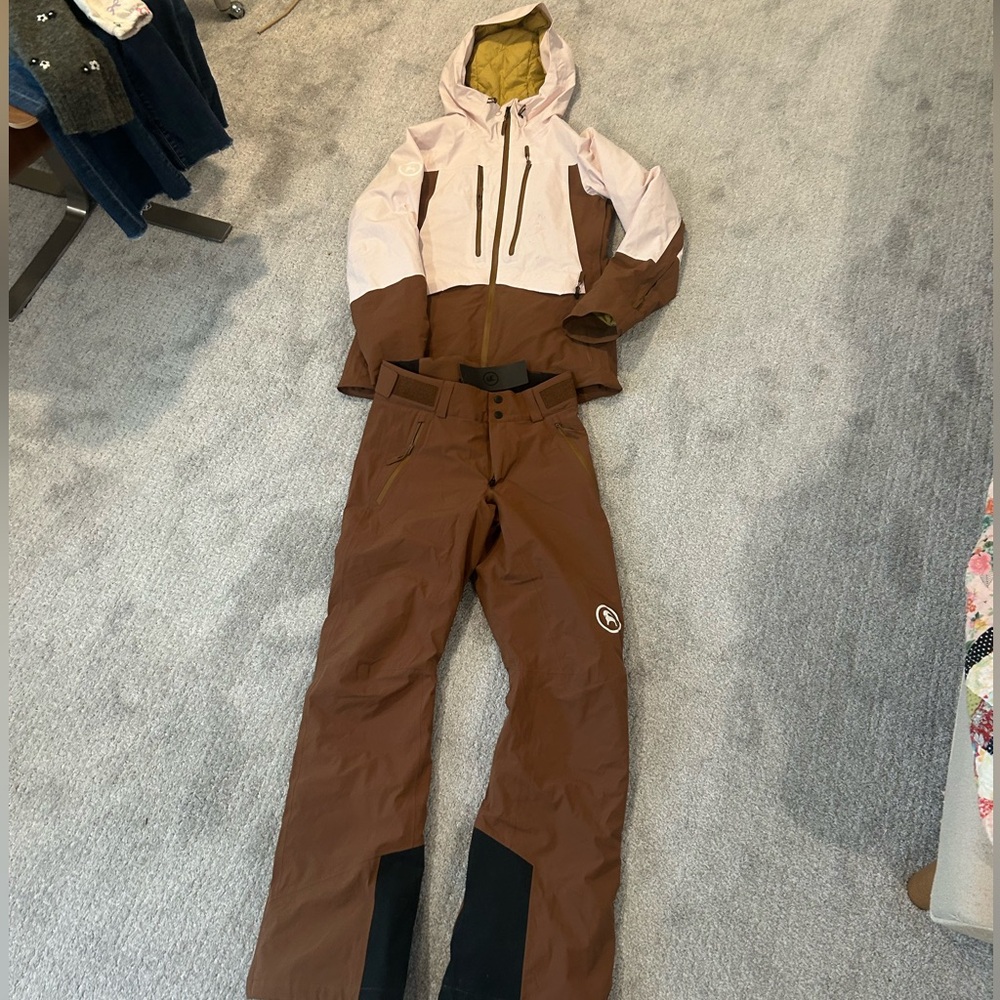 Backcountry Last Chair Jacket and Pants Set - Small